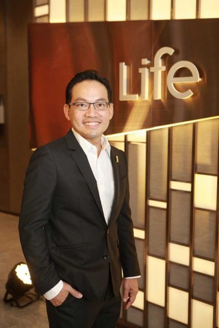 LIFE อโศก - พระราม 9