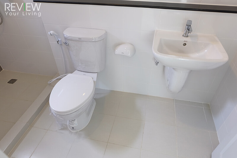 The-Village-Kanjanapisek-Rachaphruk