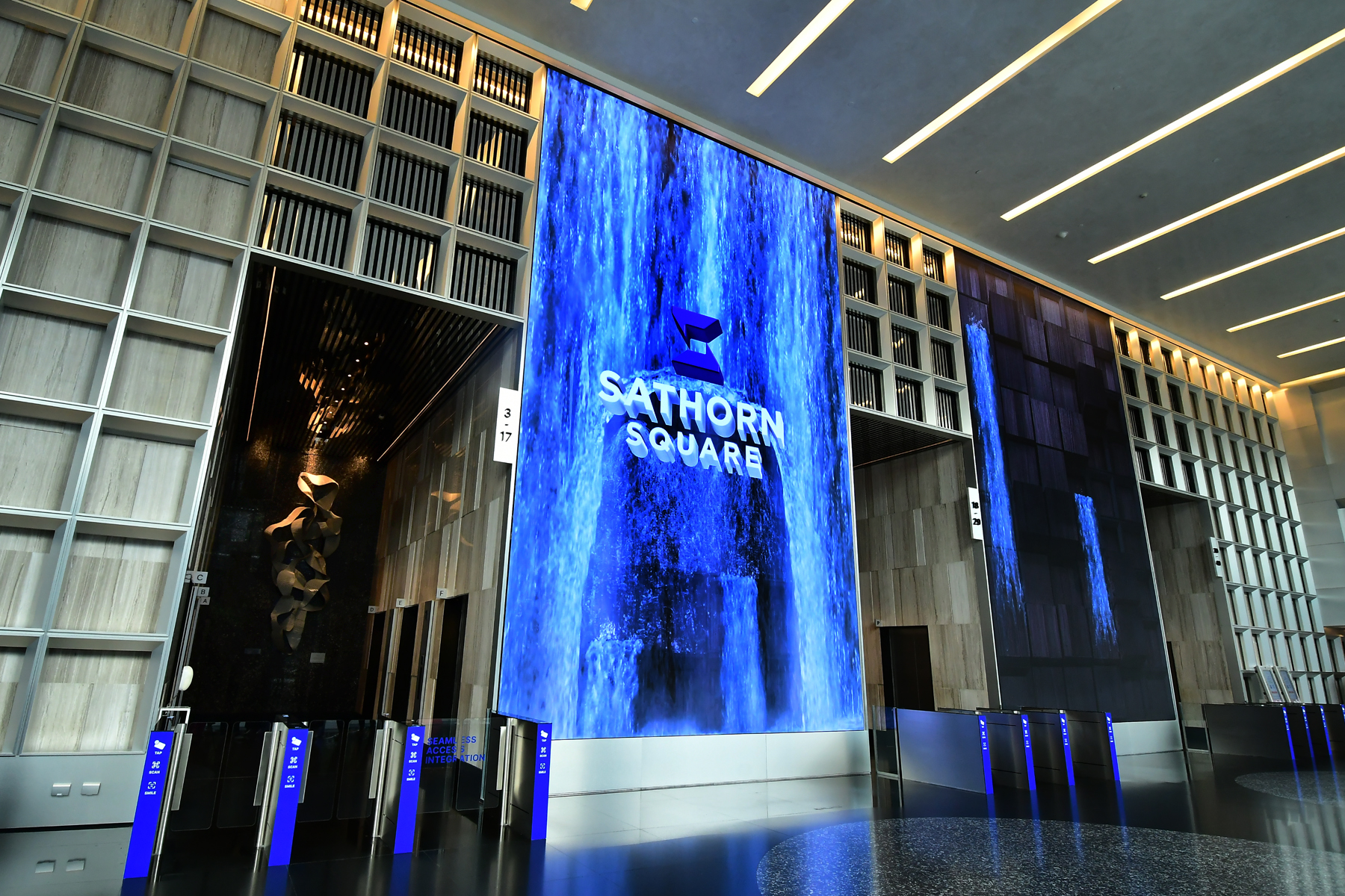 Sathorn Square (4)