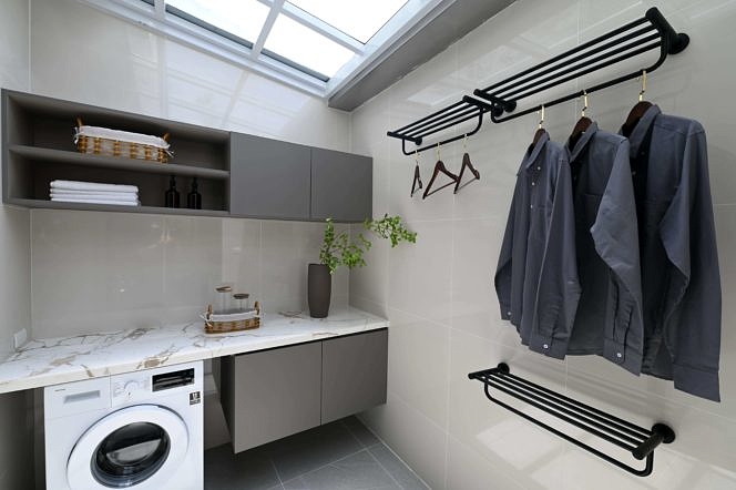 Goldina Sathorn8