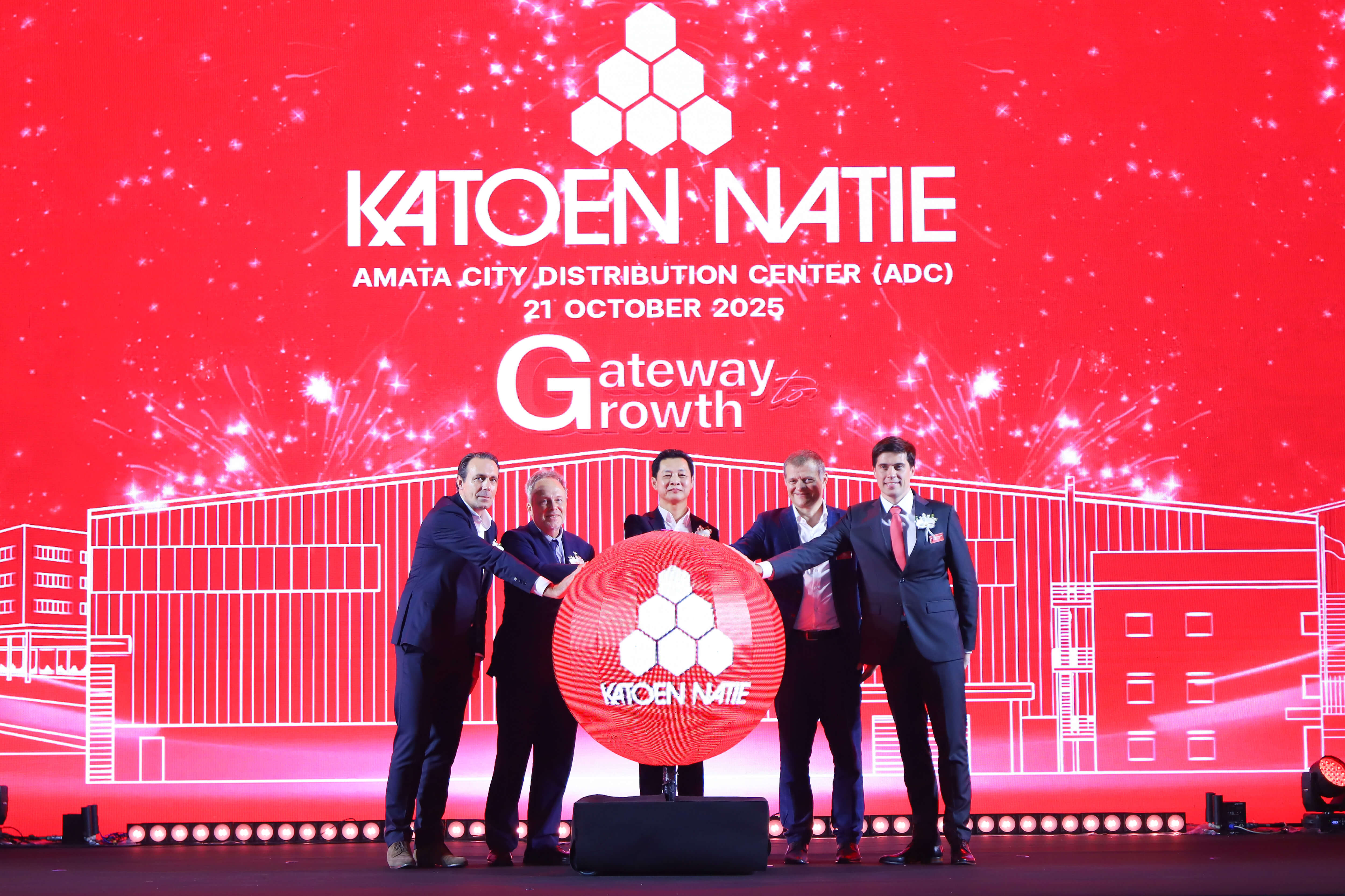 “คาทูน นาที” เปิดศูนย์กระจายสินค้าใหม่ เชื่อมั่นไทยก้าวสู่ผู้นำโลจิสติกส์อาเซียน – เอเชีย